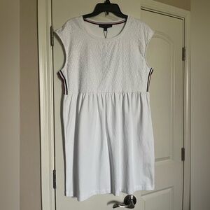Tommy Hilfiger New white sleeveless shift dress size Large